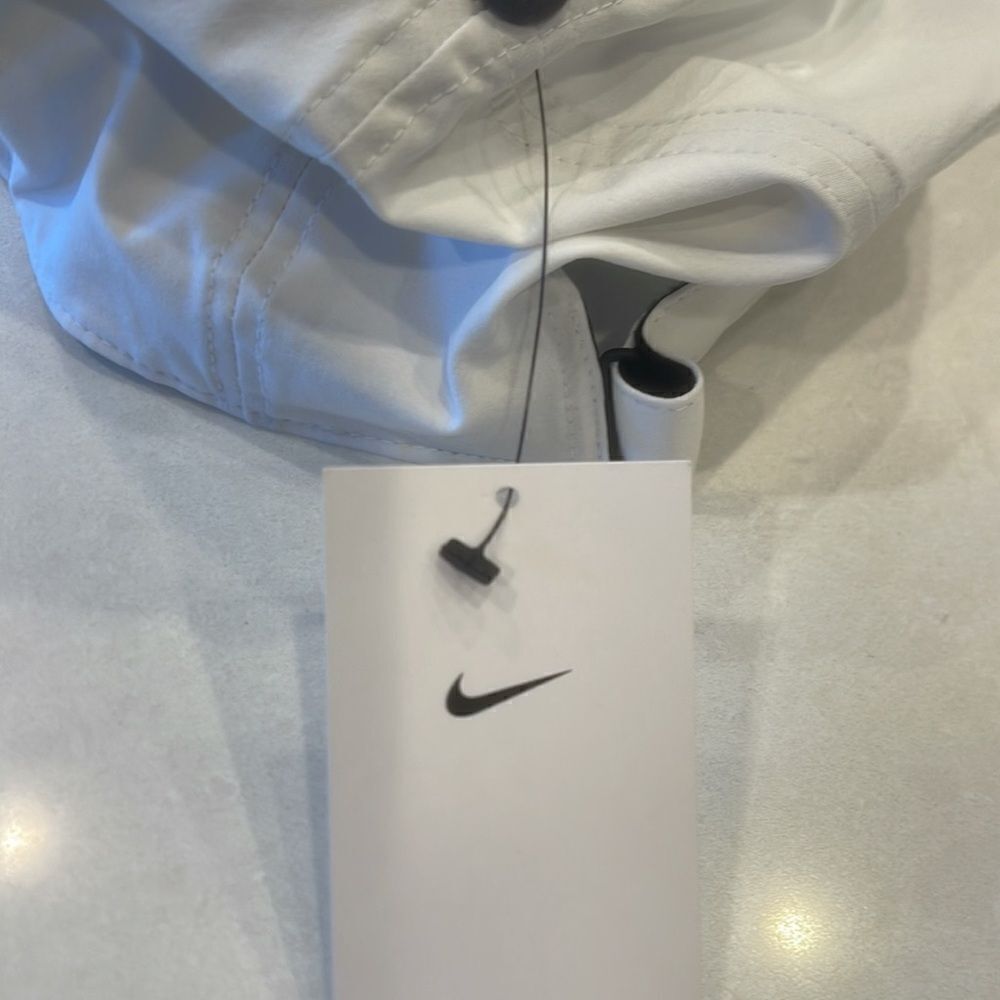 Bushmills whiskey Nike golf hat new with tags dri-fit legacy 91, Nice gift. - Picture 3 of 6